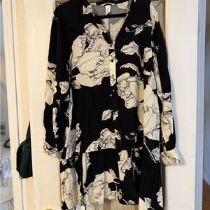 H&M Black and White Floral Midi Dress